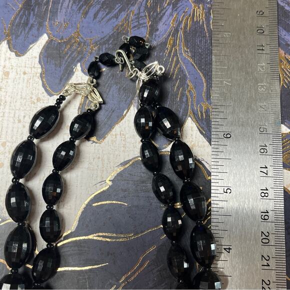 Vintage 40s 1940s Double Strand Faceted Black Beaded Chunky Choker Necklace D2 - Picture 9 of 10